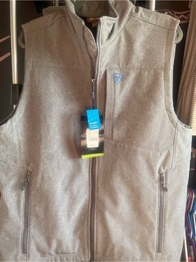 Ariat Heather Grey Zip-Front Softshell Vest with Blue Logo
